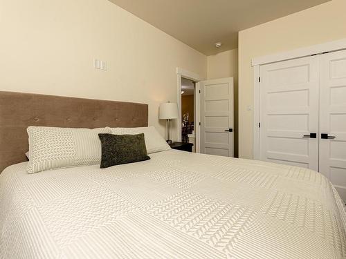 4 White Road, Enfield, NS 