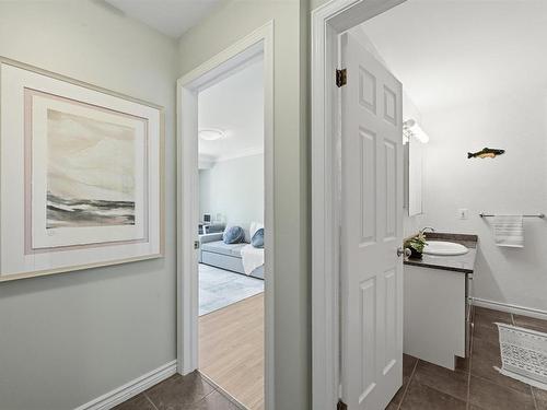 206 Spinnaker Drive, Halifax, NS 