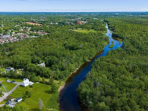 35 Riverside Lane, Enfield, NS 