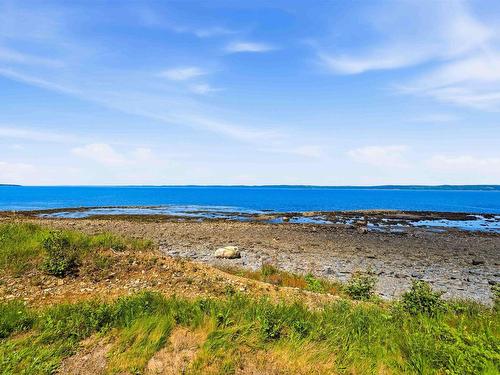 7939 Highway 101, Barton, NS 