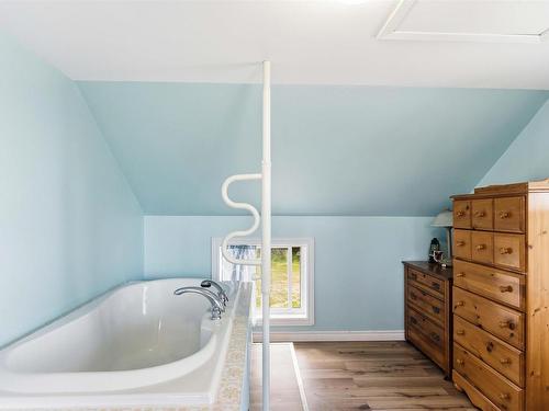 7939 Highway 101, Barton, NS 