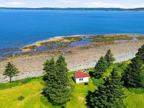 7939 Highway 101, Barton, NS 