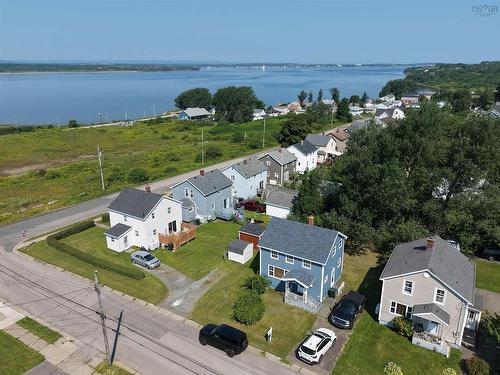73 Taylor Street  Sydney, NS B1N 2W5
