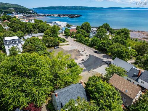 5 Warwick Street, Digby, NS 