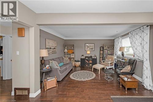2 Cherry Avenue, Grimsby, ON 