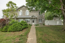 542 Ch. du Grand-Bernier N. Saint-Jean-Sur-Richelieu, QC J3B 8S6