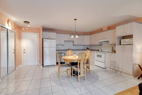 Kitchen - 203-627 Rue Masson, Repentigny (Repentigny), QC - Indoor Photo Showing Kitchen