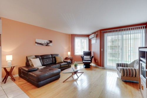Living Room - 203-627 Rue Masson, Repentigny (Repentigny), QC - Indoor Photo Showing Living Room