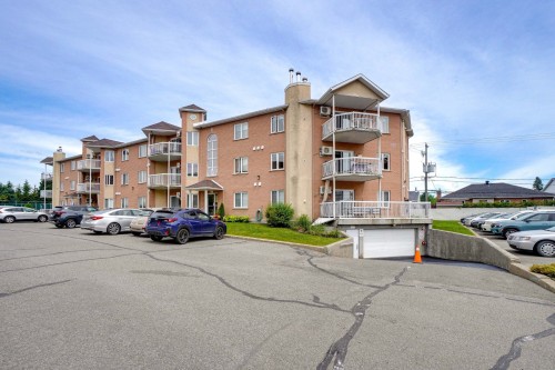 Garage - 203-627 Rue Masson, Repentigny (Repentigny), QC - Outdoor With Facade