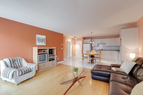 Overall view - 203-627 Rue Masson, Repentigny (Repentigny), QC - Indoor Photo Showing Living Room