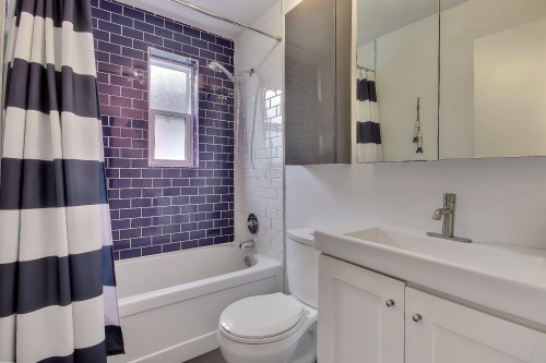Salle de bains - 2 Rue Des Ormes, Sainte-Thérèse, QC 