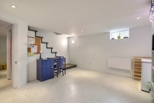 Salle familiale - 2 Rue Des Ormes, Sainte-Thérèse, QC 