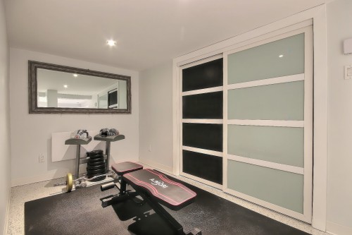 Salle familiale - 2 Rue Des Ormes, Sainte-Thérèse, QC 