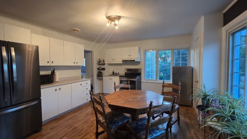 Logement - 2 Rue Des Ormes, Sainte-Thérèse, QC 