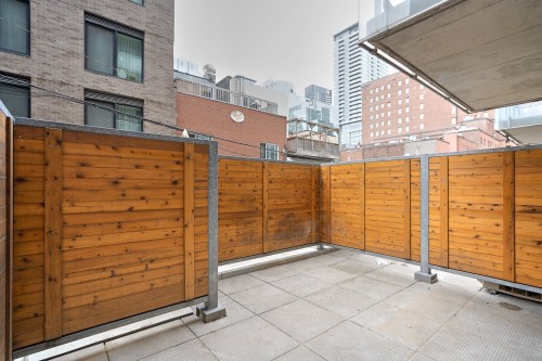 Balcon - 114-1205 Rue Mackay, Montréal (Ville-Marie), QC 
