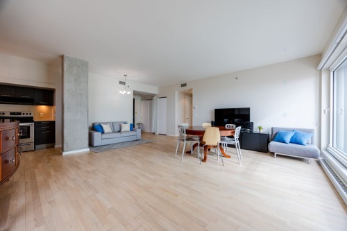 Living Room - 2706-350 Boul. De Maisonneuve O., Montréal (Ville-Marie), QC 
