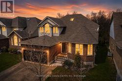 556 BLACK STREET Centre Wellington (Fergus), ON N1M 0A3