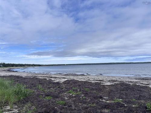 1694 West Sable Road, Louis Head, NS 