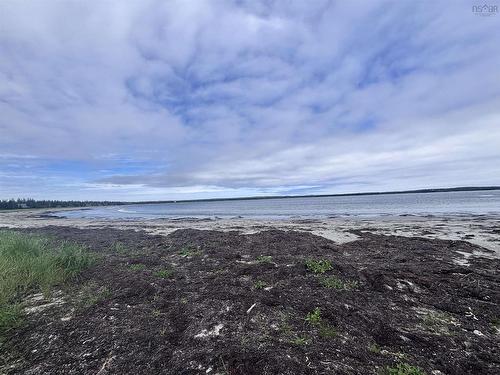 1694 West Sable Road, Louis Head, NS 