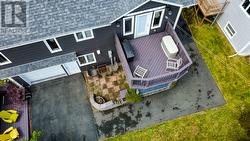 Lovely patio with retractable awning. - 