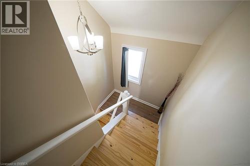 32 Elmwood Avenue, Brantford, ON 