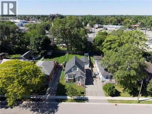 32 Elmwood Avenue, Brantford, ON 