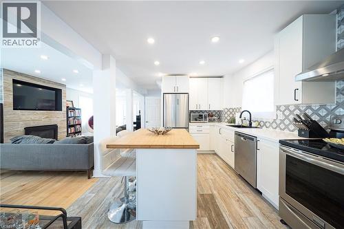 32 Elmwood Avenue, Brantford, ON 