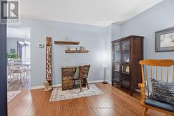 LIVINGROOM - 