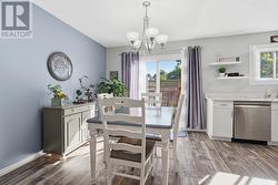 EAT IN KITCHEN AREA - 