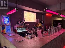 172 OSSINGTON AVENUE Toronto, ON M6J 2Z7