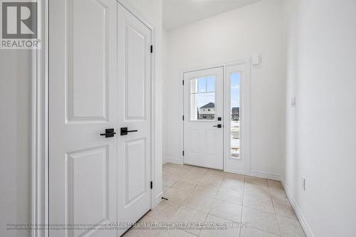 537 Anton Crescent, Kitchener, ON 