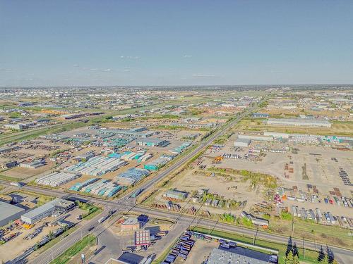3652 74 Ave Nw, Edmonton, AB 