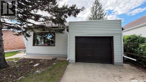 103 Walsh Street, Maple Creek, SK 