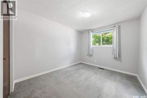 106 Sclandens Place, Saskatoon, SK 