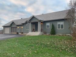 18 Rue Principale Sainte-Anne-De-Madawaska, NB E7E 1B5