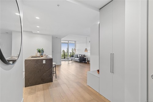 #1006-2000 Hannington Rd, Langford, BC - Indoor Photo Showing Other Room