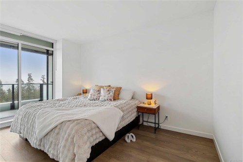 #1006-2000 Hannington Rd, Langford, BC - Indoor Photo Showing Bedroom
