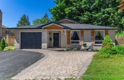 Upper-4 Patricia Avenue  Barrie, ON L4M 3J7