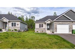 26 Leavery ST  Fredericton, NB E3G 0L8