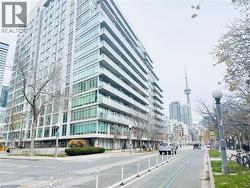 650 QUEENS Quay W Unit# 722 Toronto, ON M5V 3N2