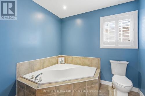 31 Commando Court, Hamilton, ON 