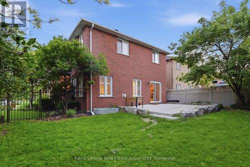 31 Commando Court, Hamilton, ON 