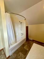 4 Pce bath - 