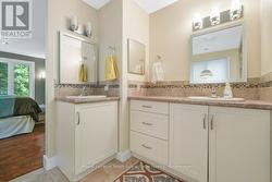Double Sinks - 
