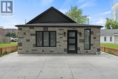 229 Aylmer, Windsor, ON 