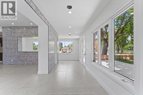 229 Aylmer, Windsor, ON 