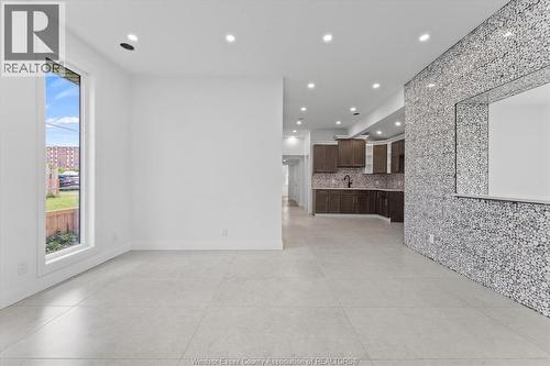 229 Aylmer, Windsor, ON 