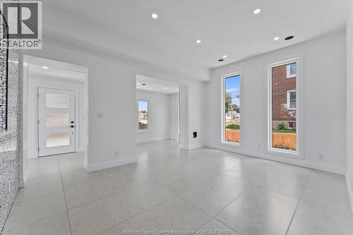 229 Aylmer, Windsor, ON 