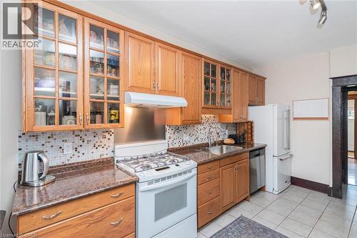 9 Senator Avenue, Hamilton, ON 