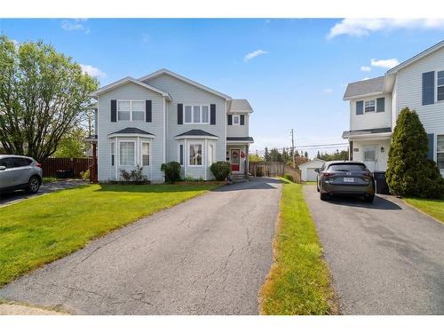 33 Laumann Place  Mount Pearl, NL A1N 5B2
